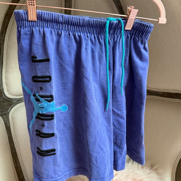 Vintage Nike Air Jordan Embroidered Cotton Shorts Cobalt Blue Men’s Small Quilt - Picture 9 of 9